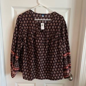 Old Navy Long Sleeved Smocked Poet Shirt. Brown/Pink, Size M. New With Tags!